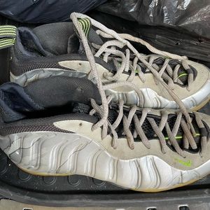 Nike Air Foamposite One Silver Volt Camo